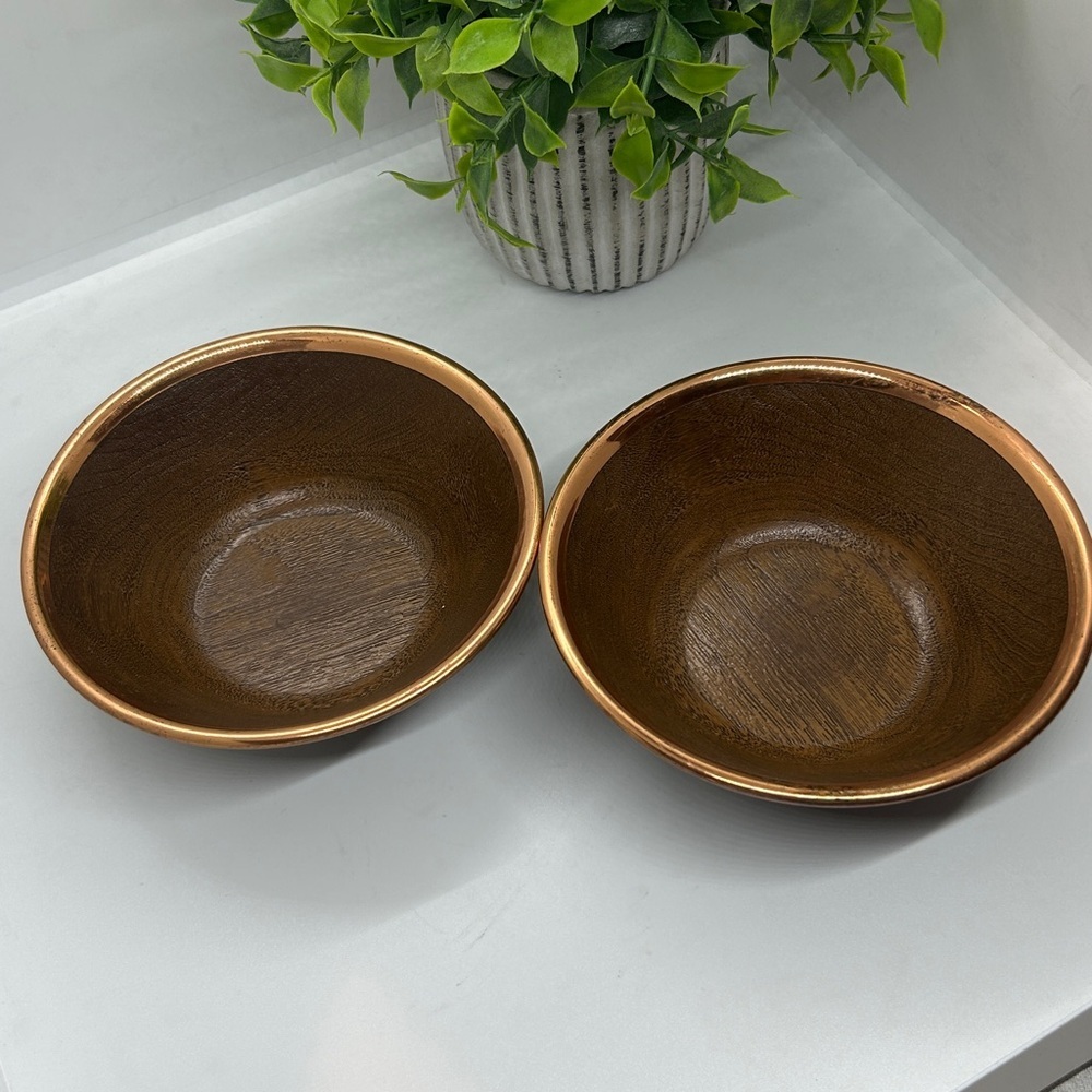 Coppercraft Guild-Copper Rimmed Woodgrain Resin 2 Pc Salad Bowl Set. - Picture 8 of 8